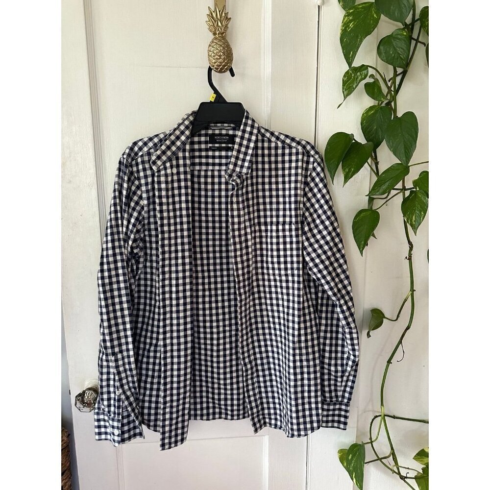 Nordstrom men’s size medium checkered shirt